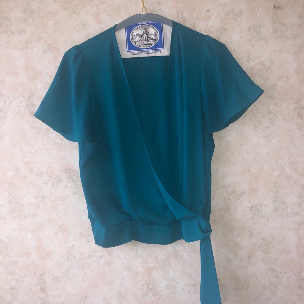 Express fitted waist blouse